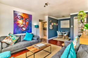 Trendy 1 bedroom flat in the heart of Green Point